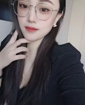 哈尔滨口语天花板眼镜骚妹