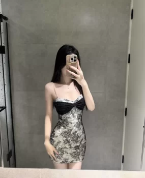 敏感体质小嫩妹 会吸会夹口活一流 简直榨精机器